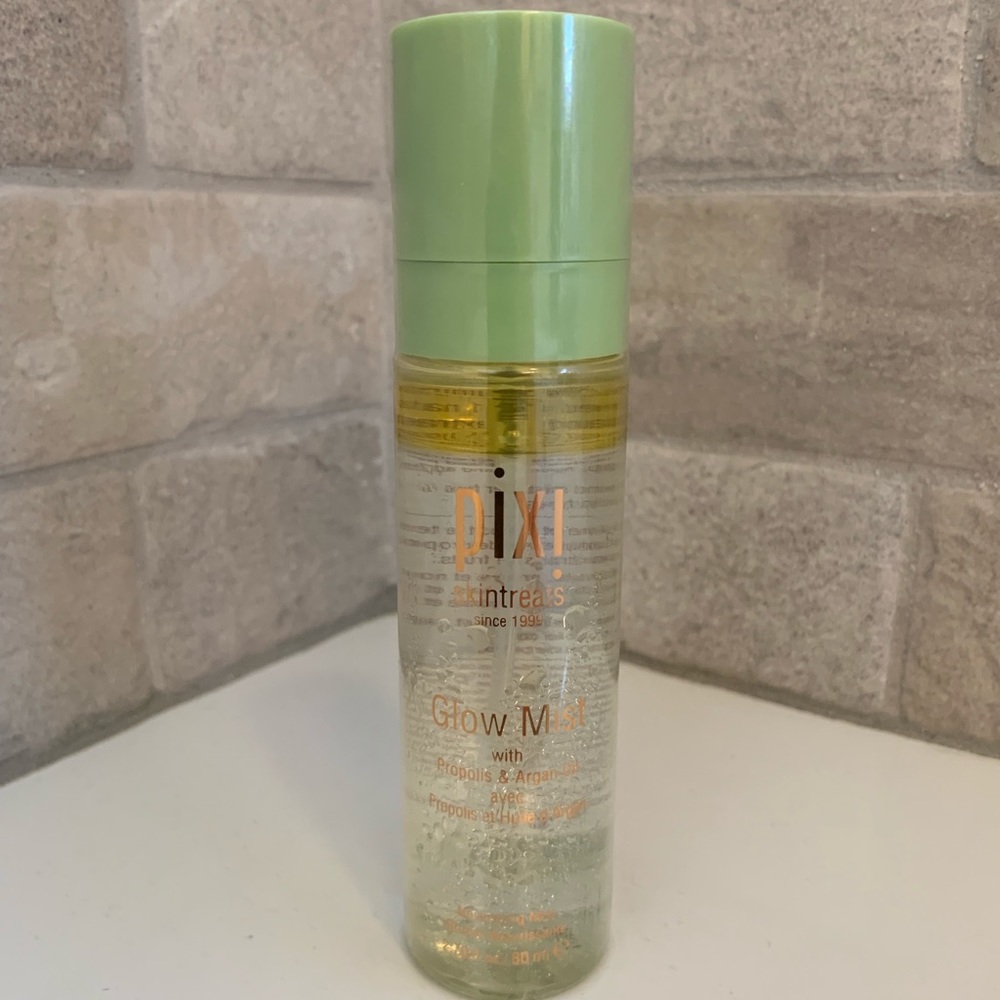 Pixi Skintreats - Glow Mist- Sealed